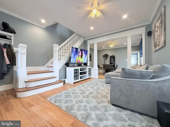 1110 Faunce St, Philadelphia, PA 19111