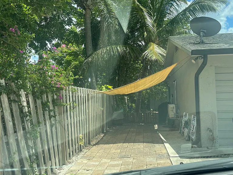 9310 Carolina St — Photo 59