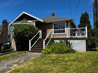 932 NW 56th St, Seattle, WA 98107