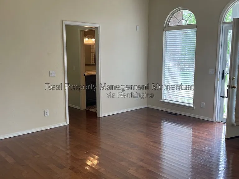 1257 Batson Pl — Photo 6