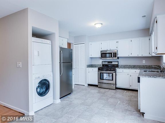 5th image of 10602 Greta Lynn Ct