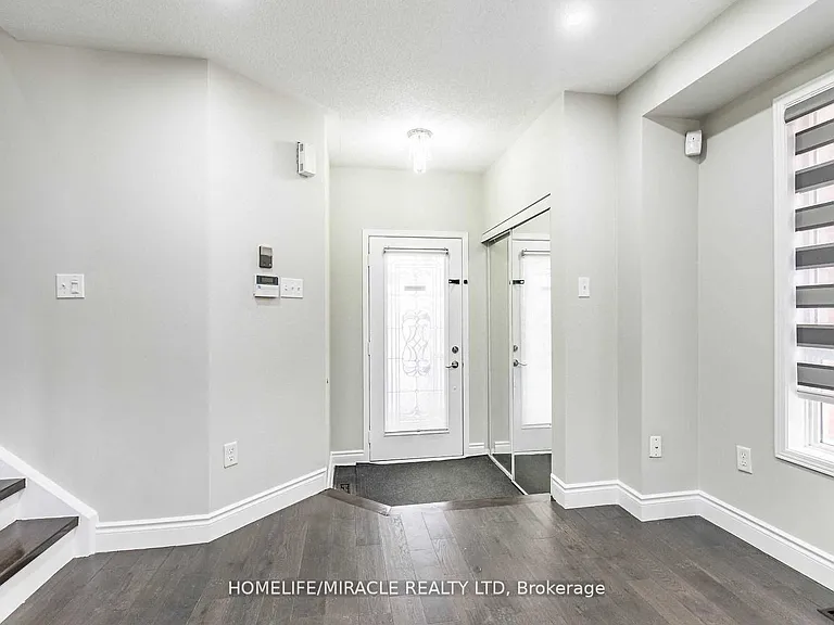 17 Roadmaster Ln #UPPER — Photo 19