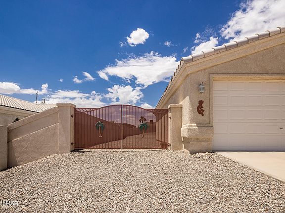 3rd image of 2979 Caravelle Dr