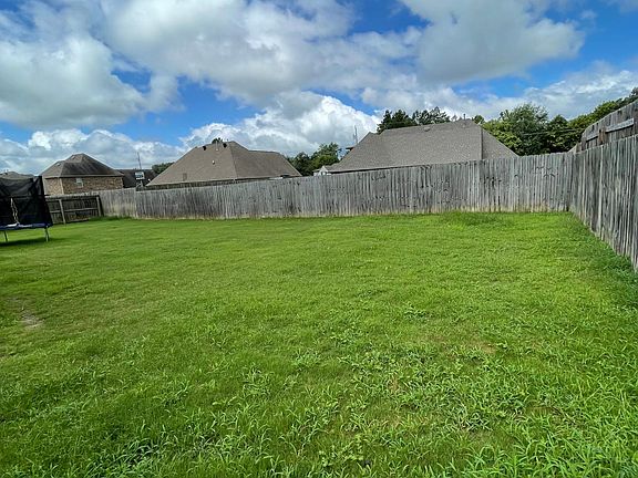 3rd image of 25 Kambridge Dr