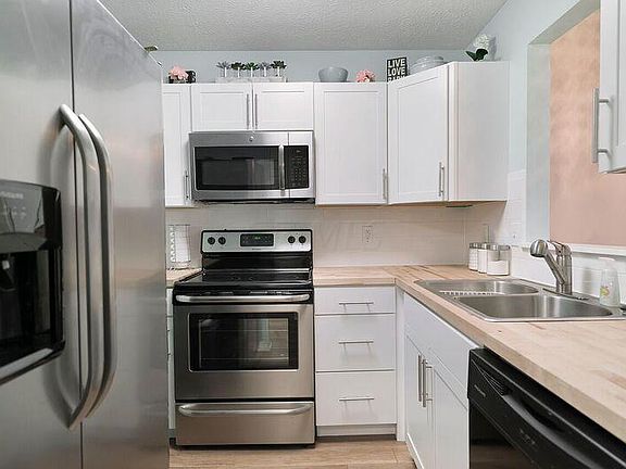 4th image of 5690 Palos Ln