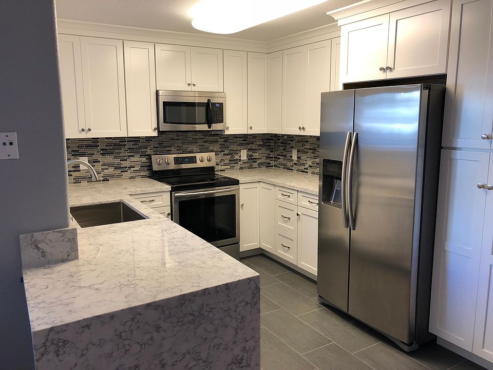 New kitchen built in 2018!