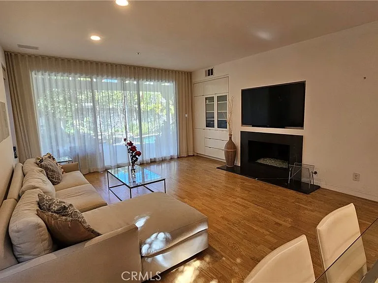 7317 Dunbarton Ave — Photo 11