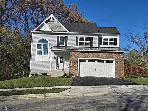 3rd image of 312 Caldwell Rd