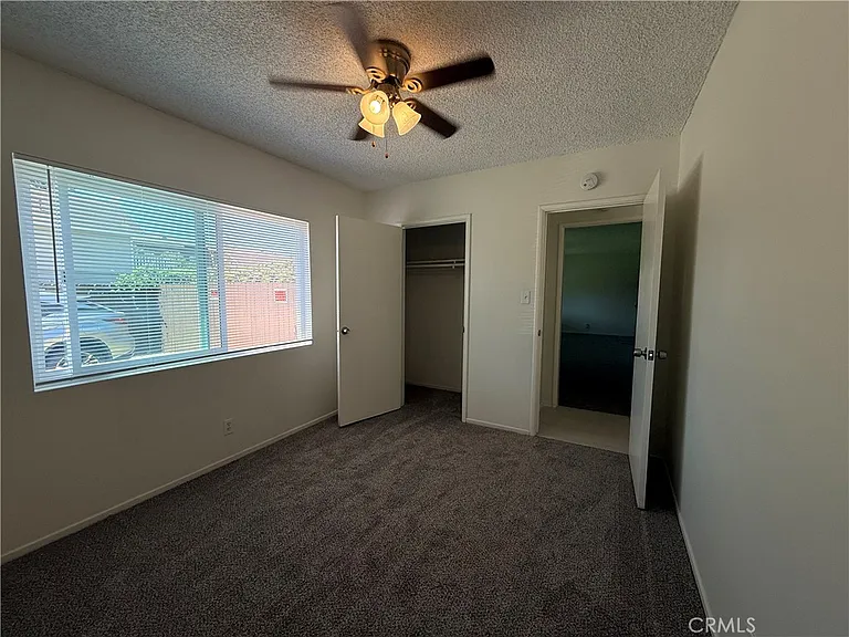 248 S Redwood Ave — Photo 7