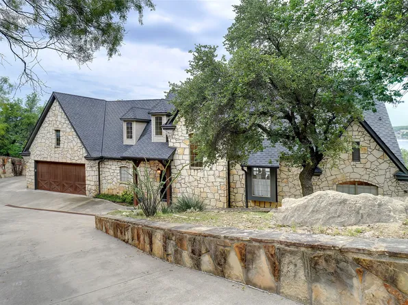 149 Betty Dr, Chico, TX 76431