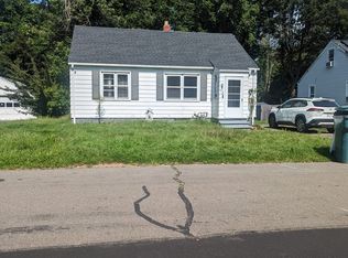 73 Valley Rd #73, Hamden, CT 06514