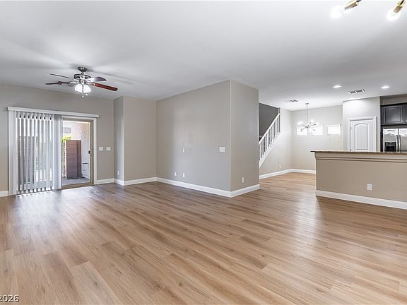 4th image of 9597 Greensburg Ave