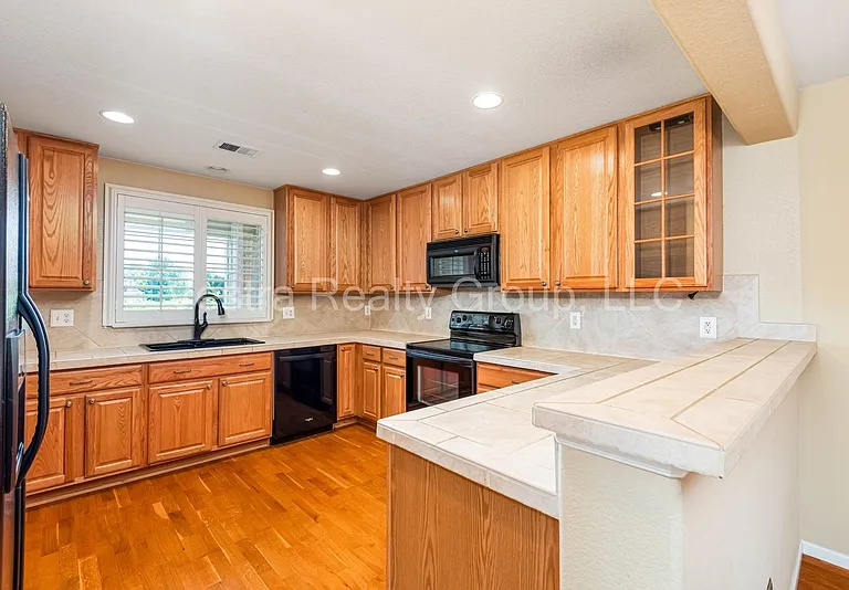 17273 E Wyoming Pl — Photo 13