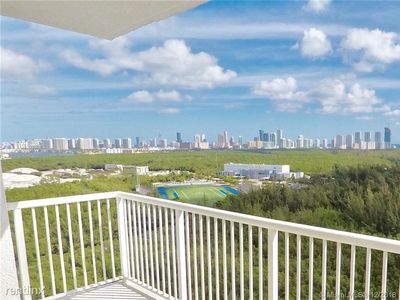 14951 Royal Oaks Ln APT 2004, North Miami, FL, 33181