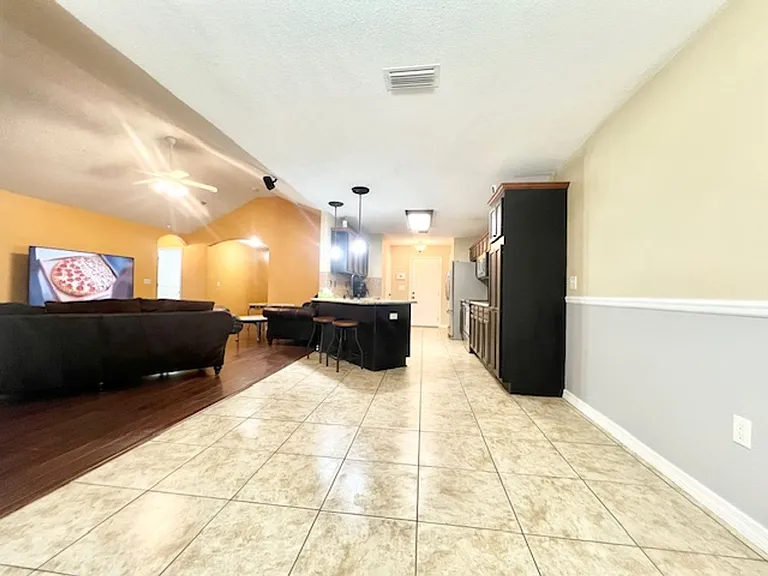 655 County Line Rd — Photo 8