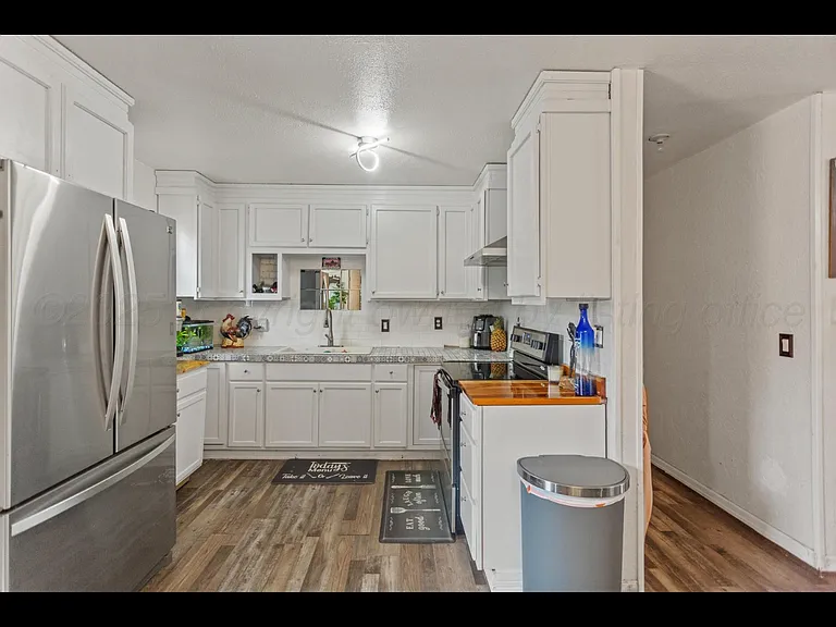 1112 Juniper Dr — Photo 1