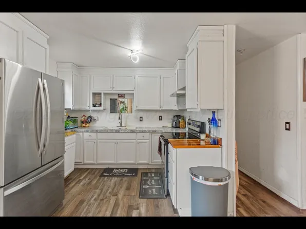 1112 Juniper Dr, Pampa, TX 79065