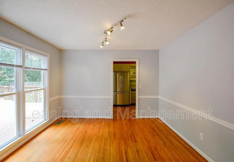 2156 Forest Lakes Blvd — Photo 7