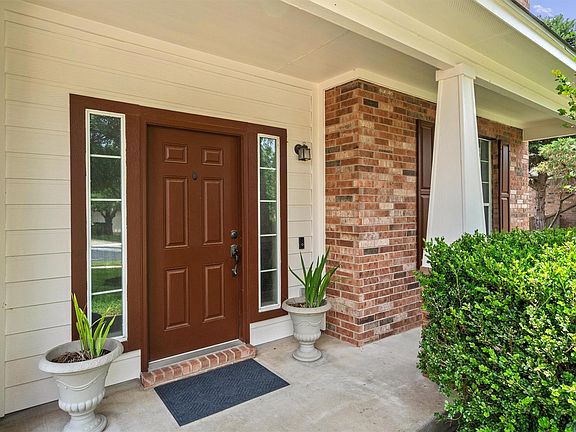 4th image of 112 Justin Leonard Dr