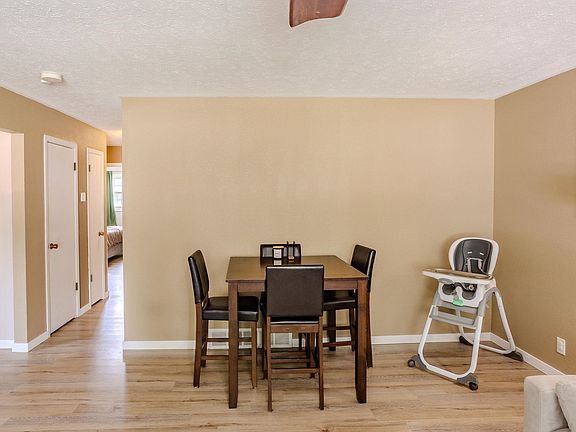 5th image of 502 Shannon Dr