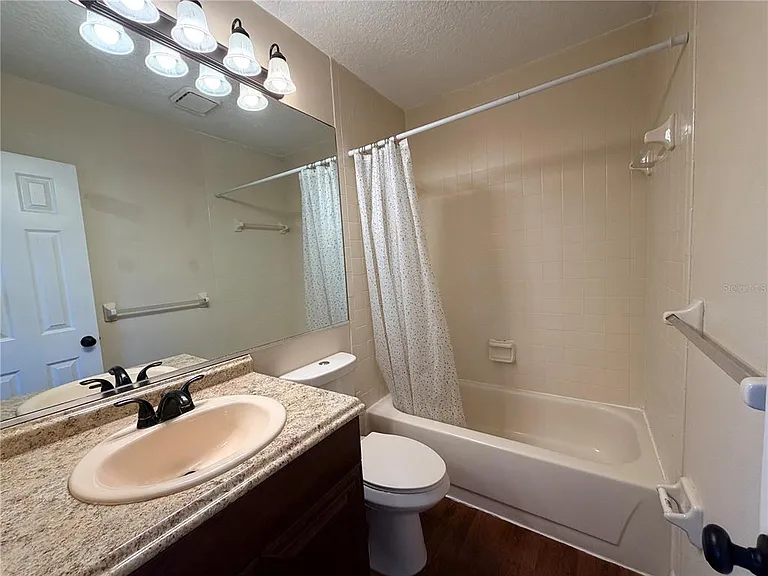 3220 Oak Lawn Pl #210 — Photo 18