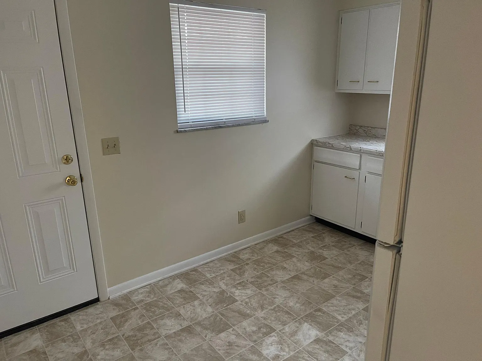 1220 Kanawha Ter — Photo 3