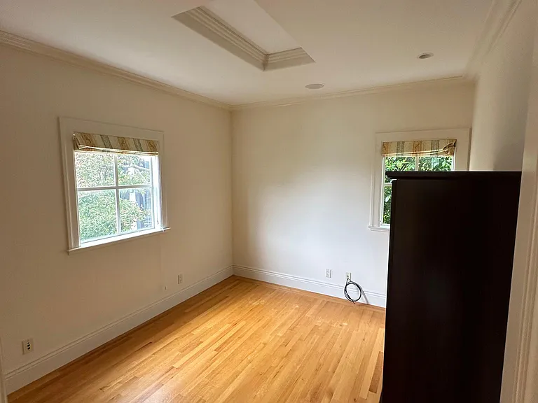 22 Laurel St — Photo 7