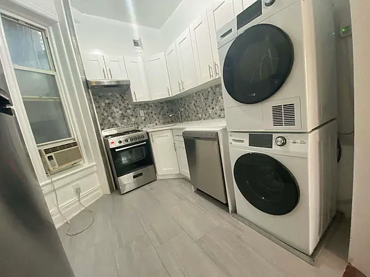 Rented by Dynamik Realty | media 14