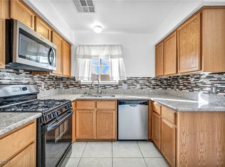 711 Peregrine Falcon St, Henderson, NV 89015