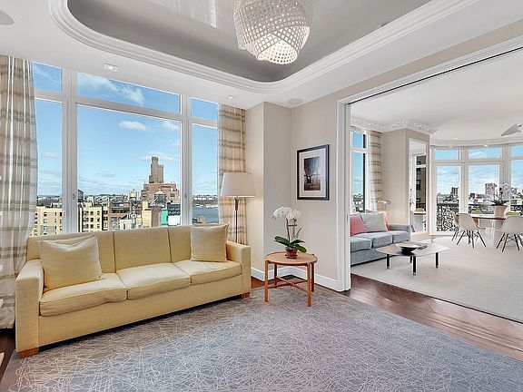 5th image of 2150 Broadway #Ph3a