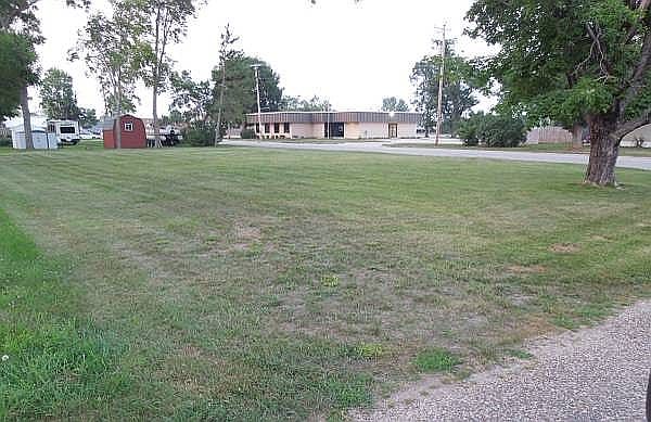 1st image of 601 1st St