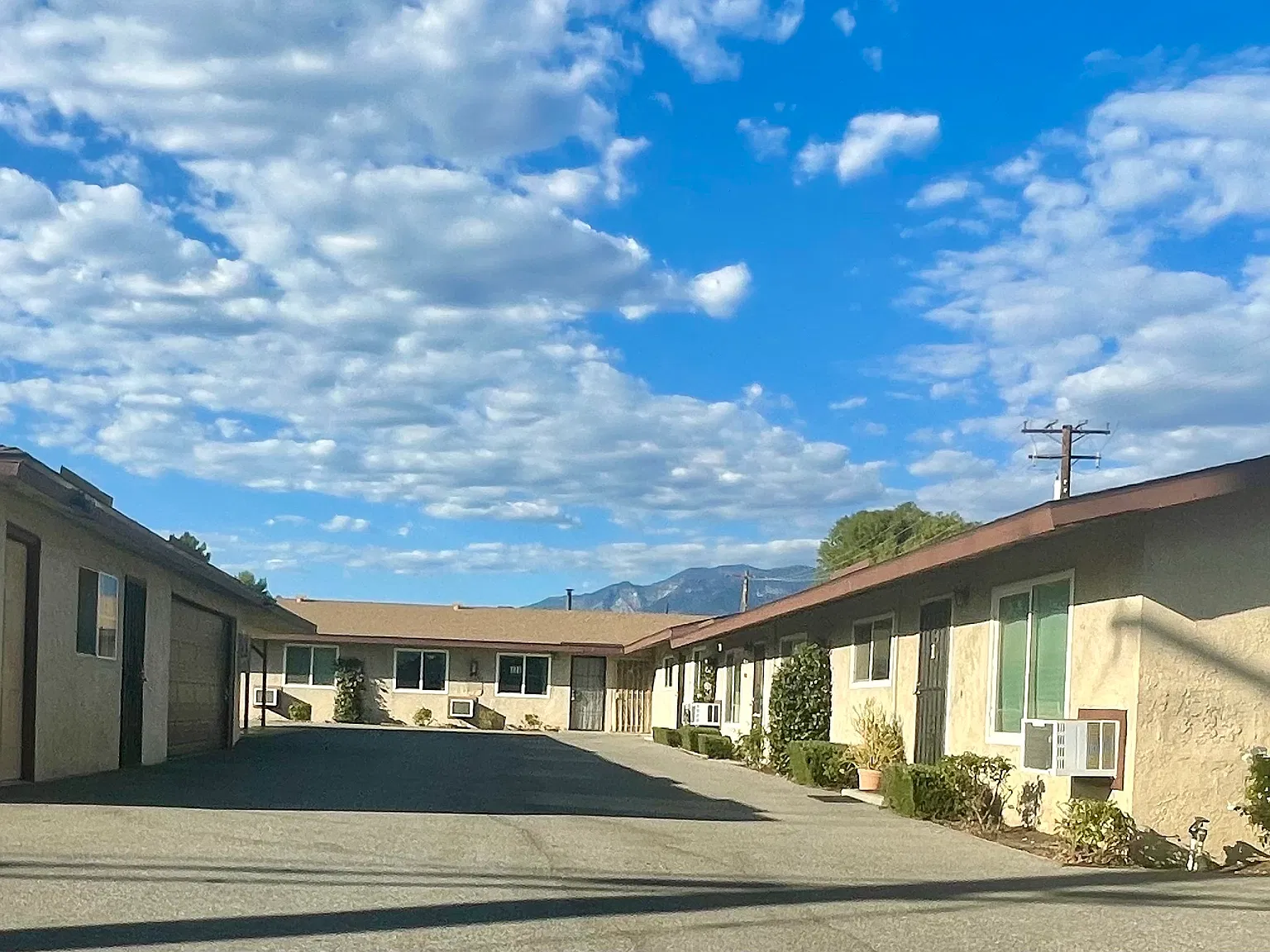1 bed, 850 sqft, $1,550 — Photo 3