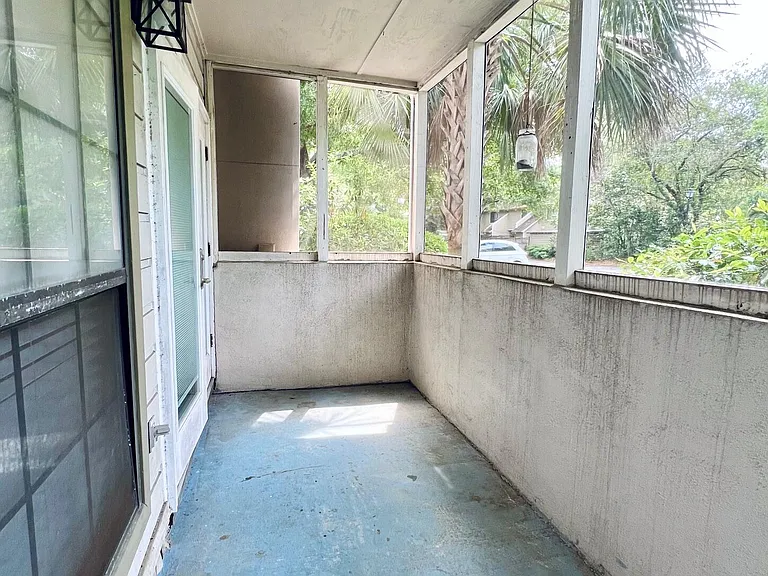 352 Sandpiper Dr #G — Photo 23
