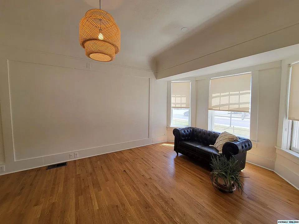 902 N Santa Rita St — Photo 3