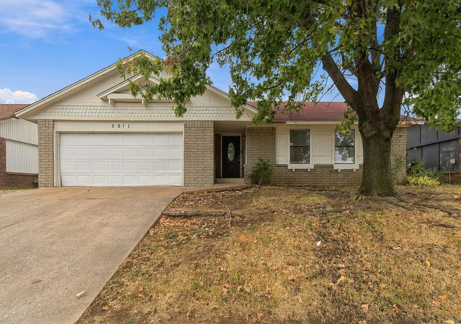 3 Bed | 2 Bath in East Tulsa! — Photo 1