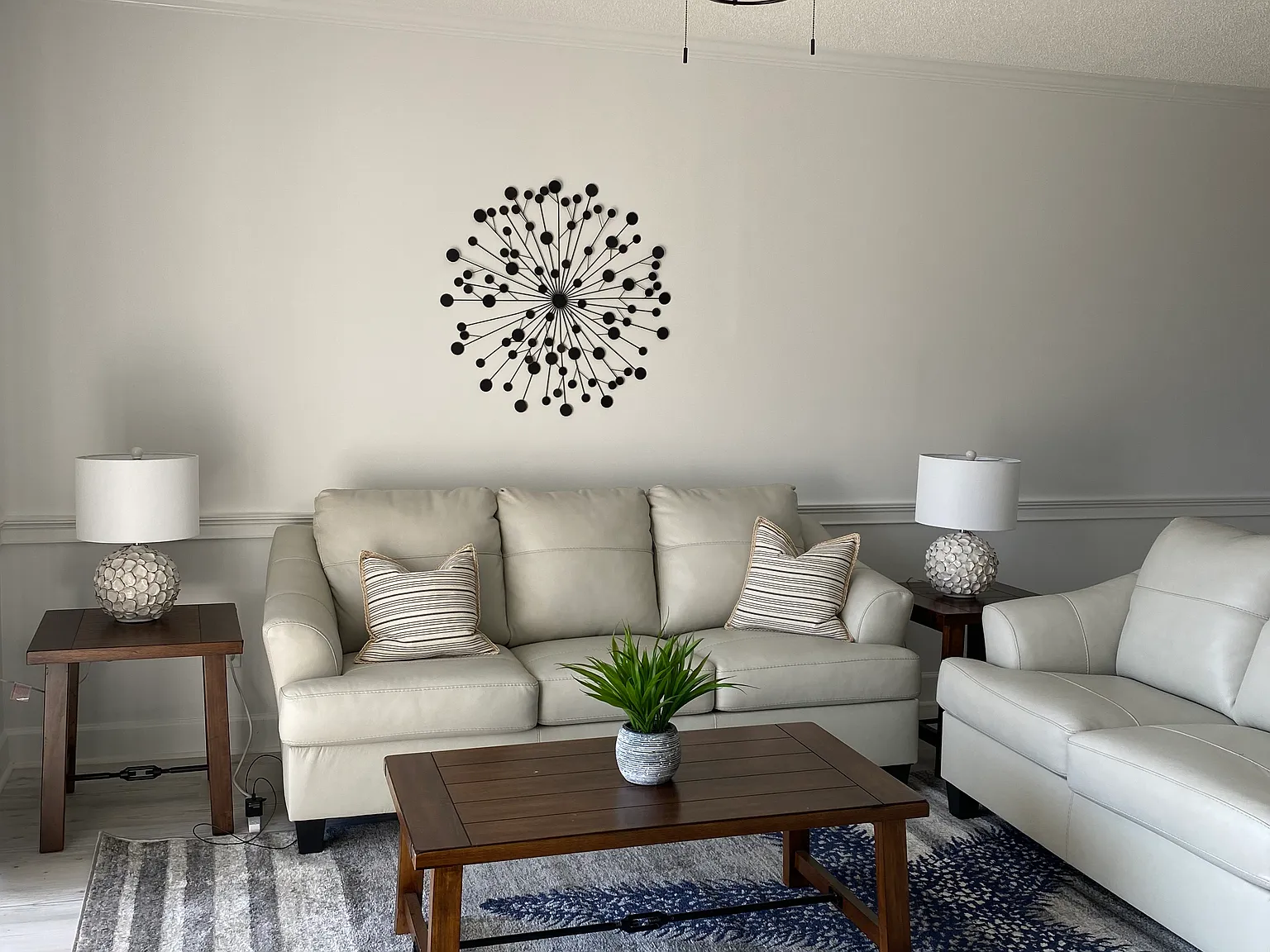 2 bed, 1120 sqft, $2,000 — Photo 4