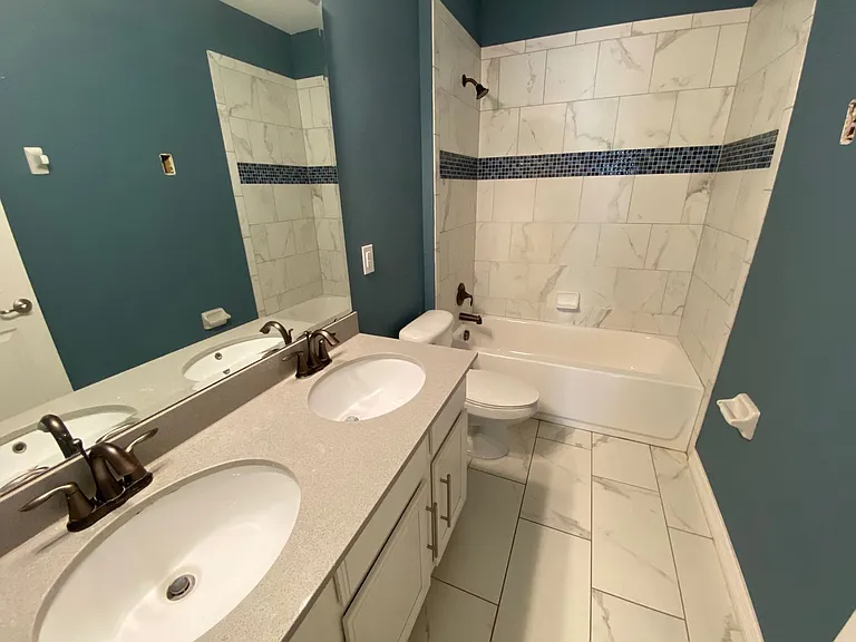 231 Salamanca Rd — Photo 12