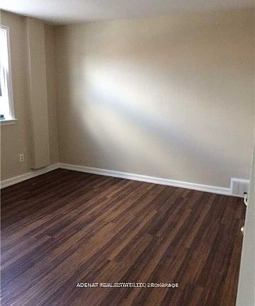 4th image of 373 Wilson Ave