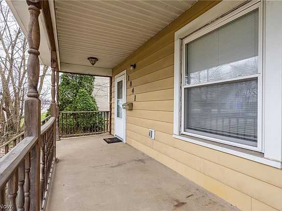 4th image of 1841 S Freedom Ave