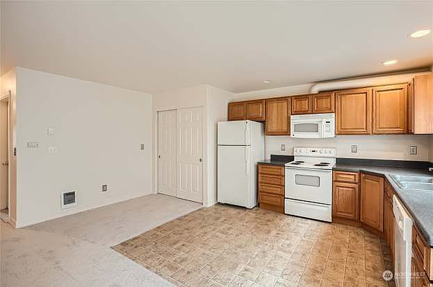 1st image of 4538 S Puget Sound Ave #B