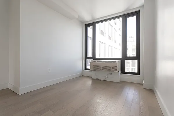 Rented by Bushburg | media 29