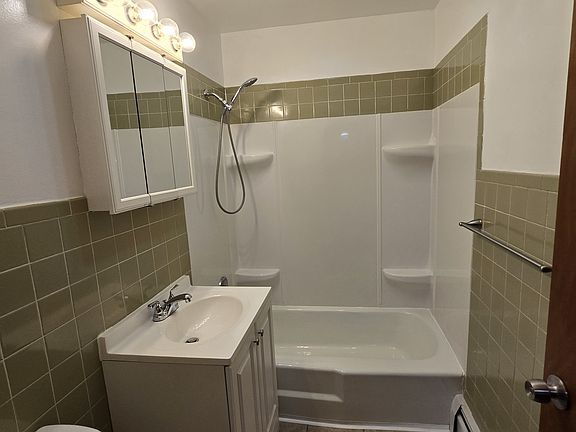 2nd image of 2311 Reed Ave #6