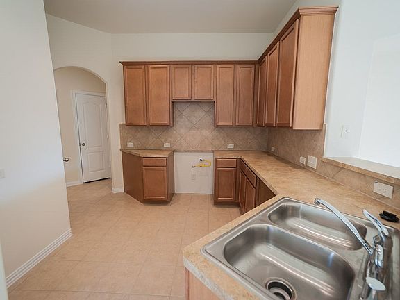 3rd image of 11919 Green Colling Park Dr