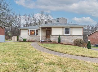 1221 Meadowlark Dr, Pittsburgh, PA 15243
