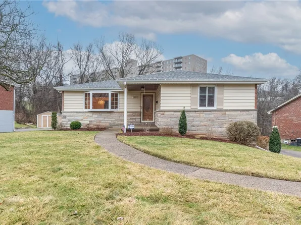 1221 Meadowlark Dr, Pittsburgh, PA 15243