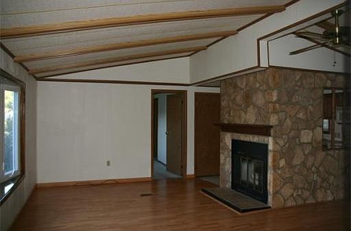 3rd image of 11 Foxtail Dr