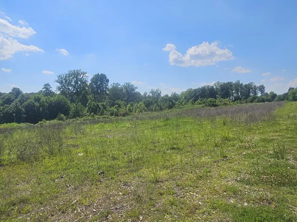 4561 White Rock Rd #130, Winston Salem, NC 27105