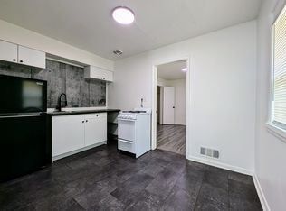 1001 Garfield Ave #1, Rockford, IL 61101
