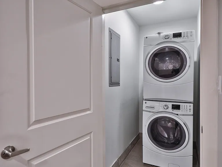 1322 N Franklin St #1 — Photo 29