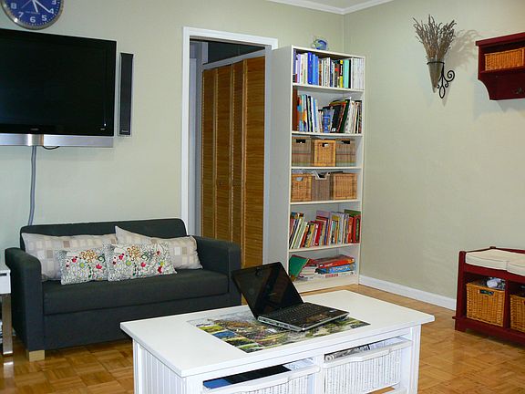 4th image of 730 57th St APT 1C